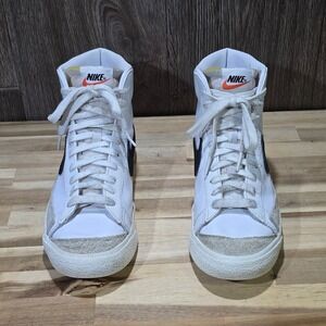 NIKE Blazer Mid '77 Vintage White Black CZ1055-100 Women's Size 8